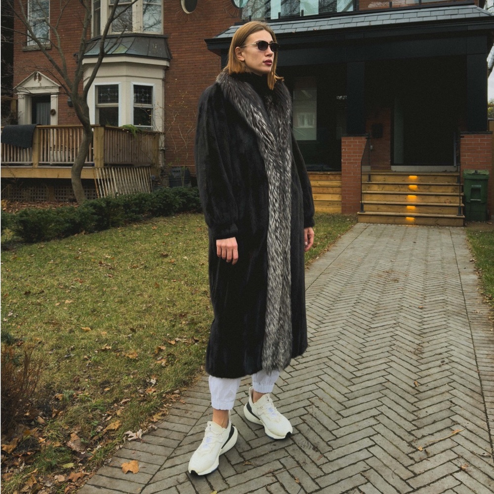 Dior Authentic Vintage Full Length Black Mink Coat with Fox Collar M/L